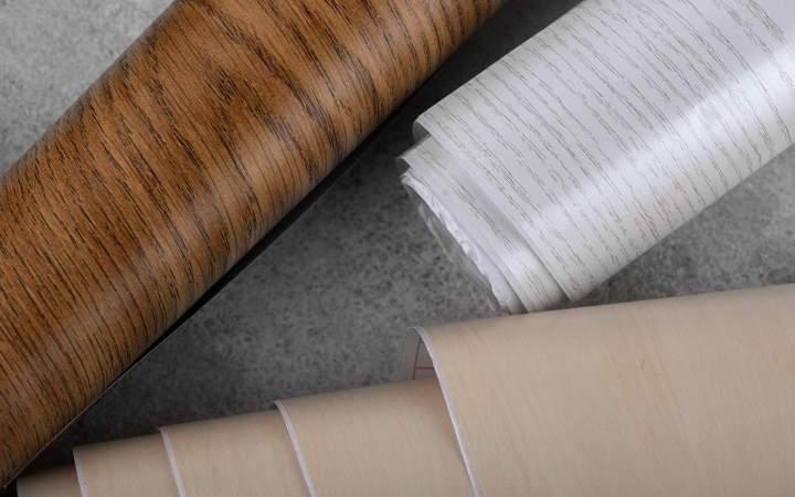 I am specialize in furniture covering techniques